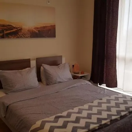 Apartment емона Burgas