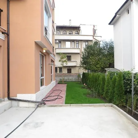 емона Apartment